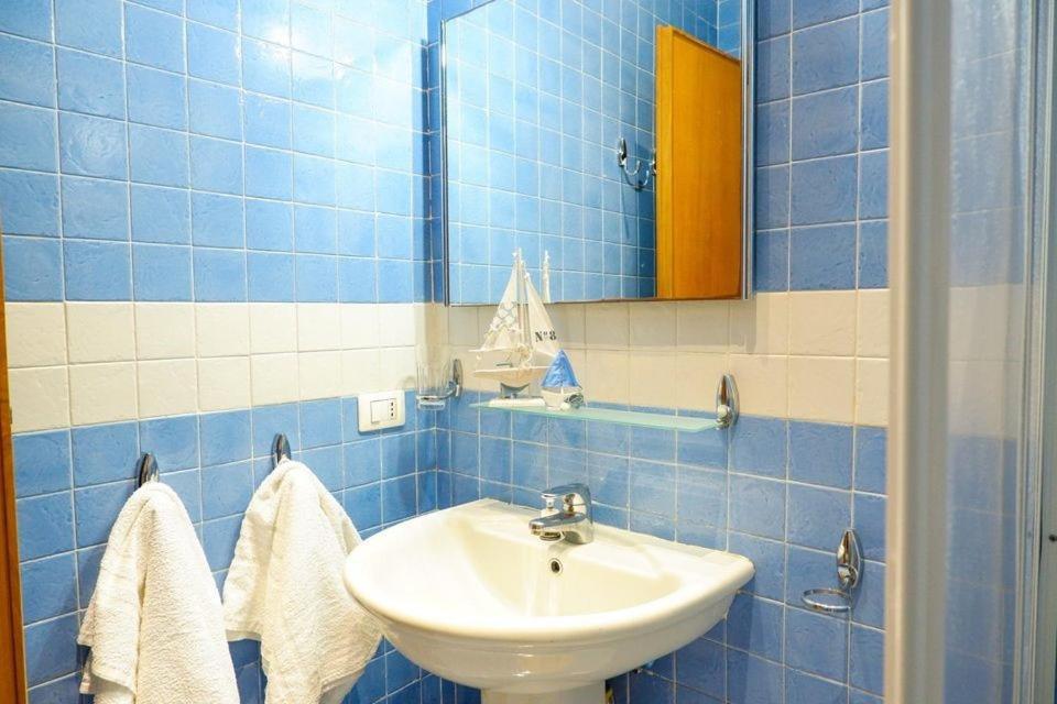 La Casa Di Antonia Leilighet Ischia Eksteriør bilde